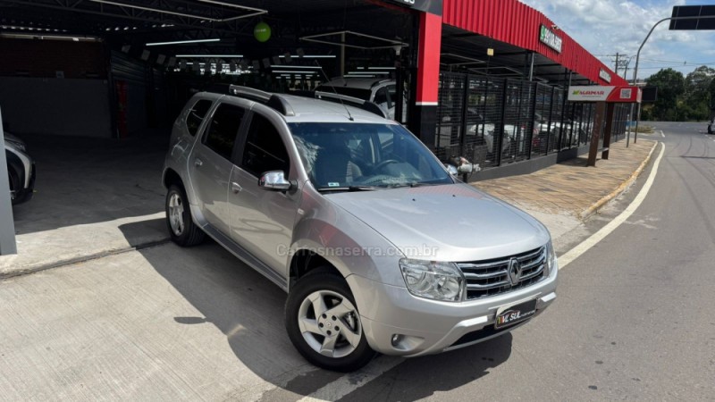 duster 2.0 dynamique 4x2 16v flex 4p automatico 2015 caxias do sul