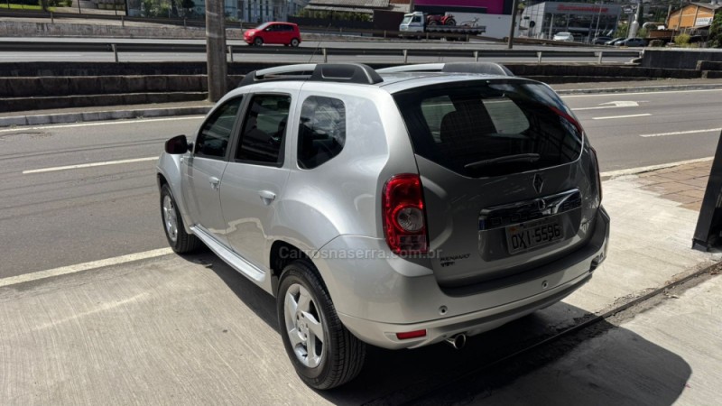 DUSTER 2.0 DYNAMIQUE 4X2 16V FLEX 4P AUTOMÁTICO - 2015 - CAXIAS DO SUL