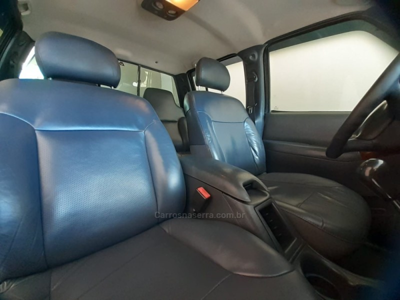 S10  - 2009 - CANELA