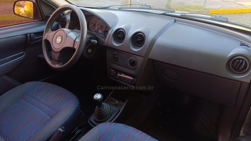 CELTA 1.0 MPFI LIFE 8V FLEX 4P MANUAL - 2009 - CAXIAS DO SUL