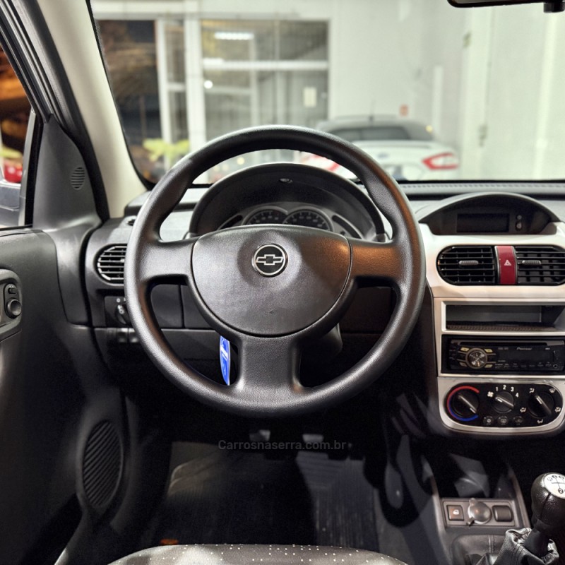 CORSA 1.4 MPFI PREMIUM 8V FLEX 4P MANUAL - 2010 - NOVO HAMBURGO