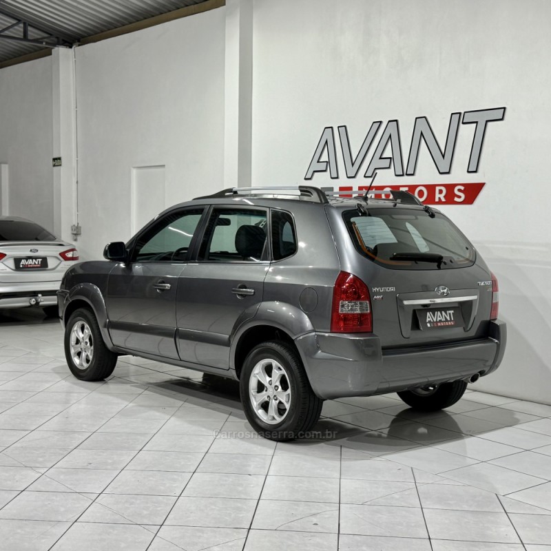 TUCSON 2.0 MPFI GLS TOP 16V 143CV 2WD FLEX 4P AUTOMÁTICO - 2017 - NOVO HAMBURGO