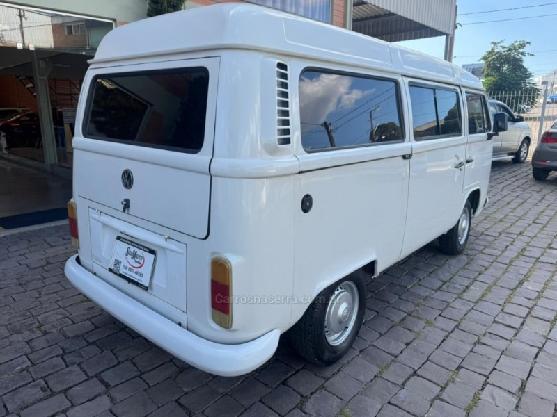 KOMBI 1.6 MI STD LOTAÇÃO 8V GASOLINA 3P MANUAL - 2004 - SãO MARCOS
