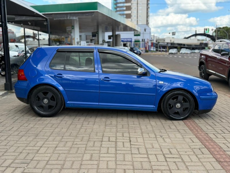 GOLF 1.6 8V GASOLINA 4P MANUAL - 2001 - LAGOA VERMELHA