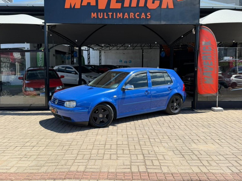 GOLF 1.6 8V GASOLINA 4P MANUAL - 2001 - LAGOA VERMELHA
