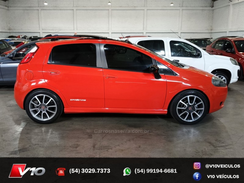 PUNTO 1.8 SPORTING 8V FLEX 4P MANUAL - 2011 - CAXIAS DO SUL