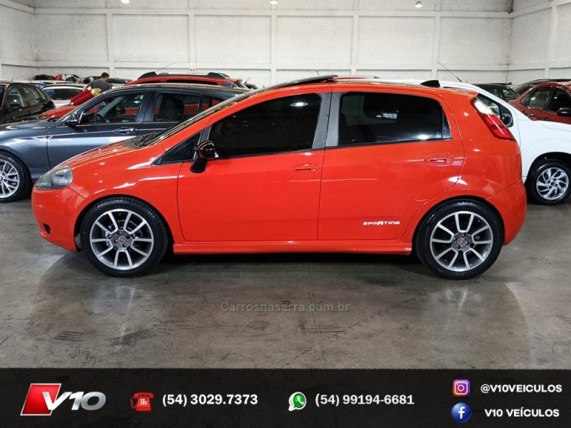 PUNTO 1.8 SPORTING 8V FLEX 4P MANUAL - 2011 - CAXIAS DO SUL