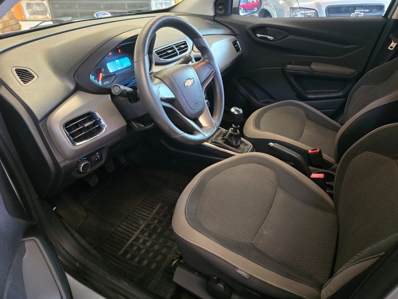 PRISMA 1.0 MPFI LT 8V FLEX 4P MANUAL - 2014 - FARROUPILHA