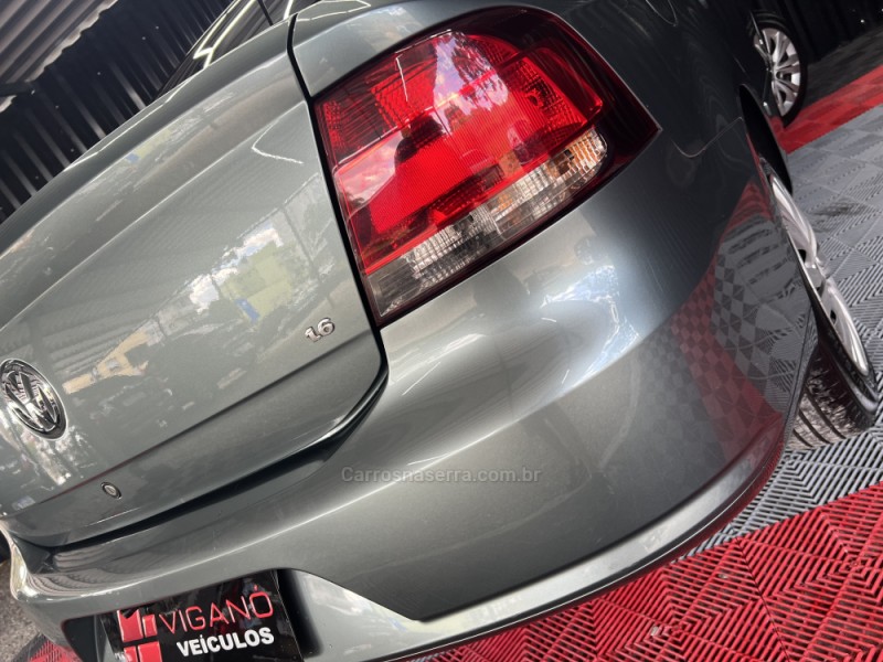 VOYAGE 1.6 MI TREND 8V FLEX 4P MANUAL - 2010 - CAXIAS DO SUL