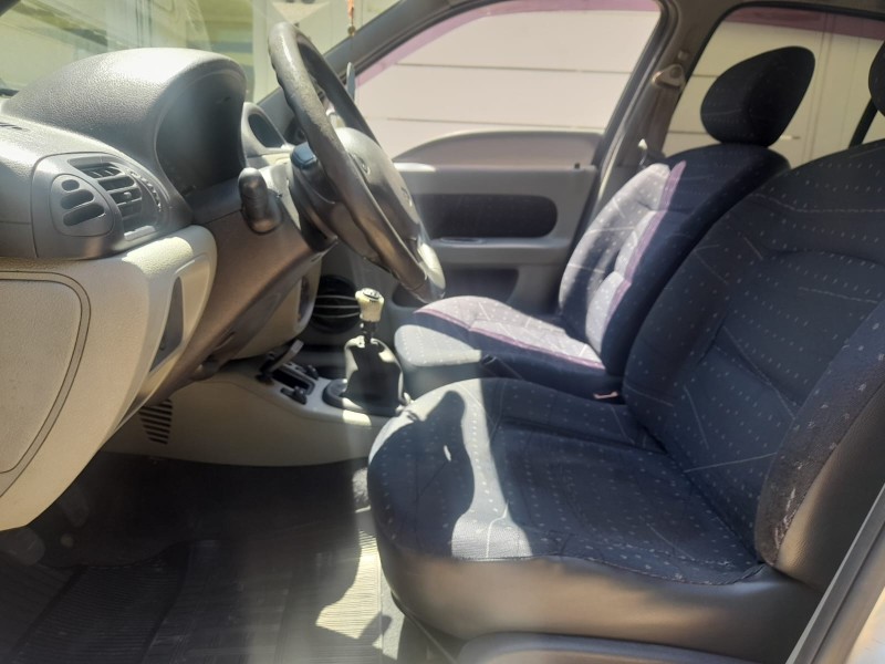 CLIO 1.0 RN 8V GASOLINA 4P MANUAL - 2003 - FARROUPILHA