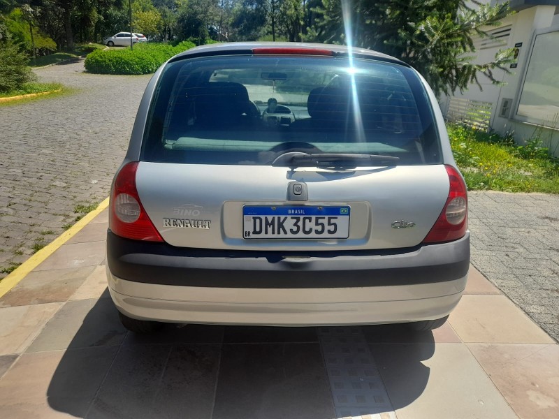 CLIO 1.0 RN 8V GASOLINA 4P MANUAL - 2003 - FARROUPILHA