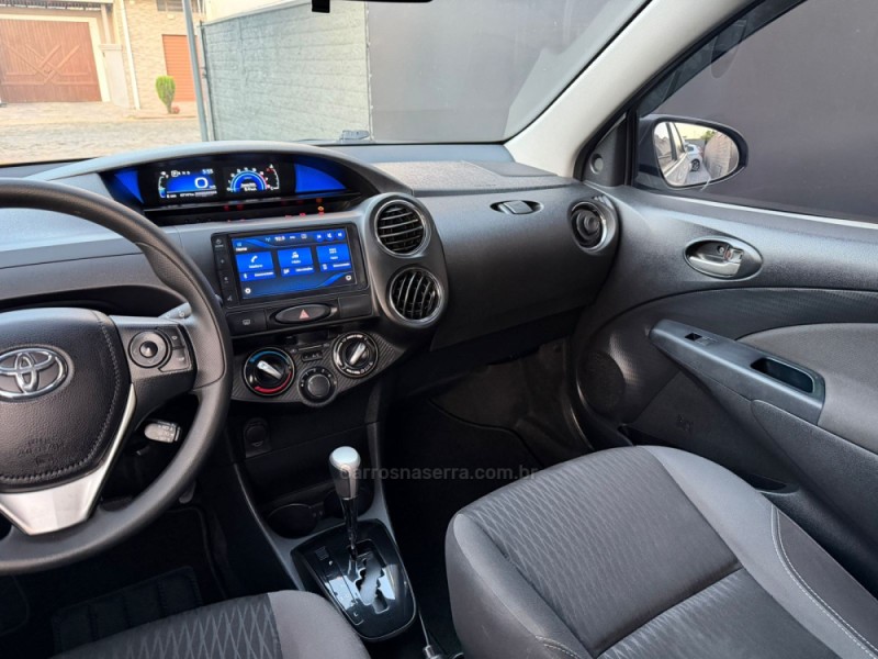 ETIOS 1.5 X SEDAN 16V FLEX 4P AUTOMÁTICO - 2021 - ESTâNCIA VELHA