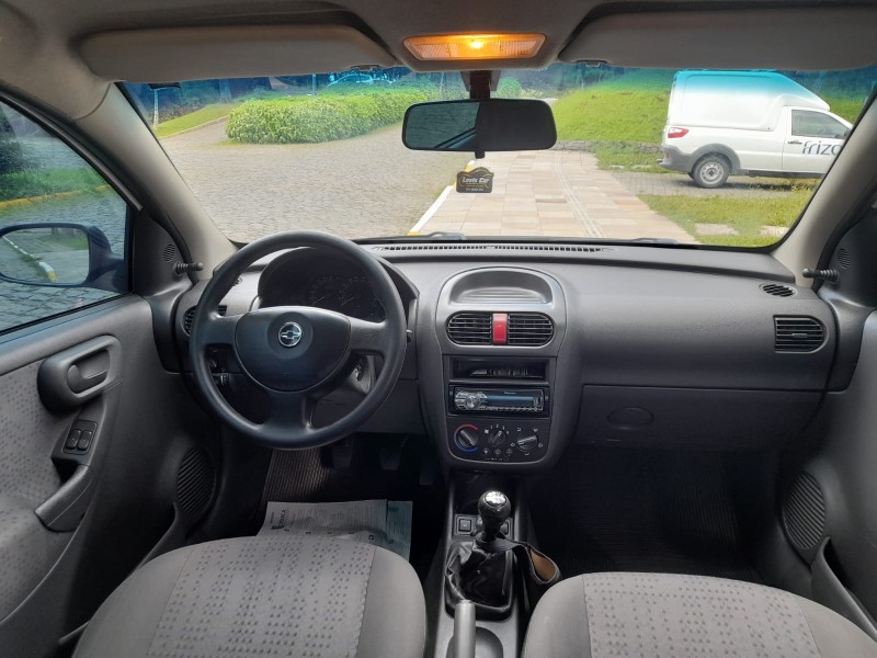 CORSA 1.4 MPFI MAXX 8V FLEX 4P MANUAL - 2012 - FARROUPILHA