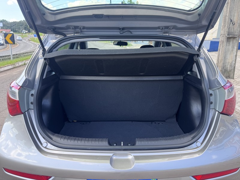 HB20 1.0 COMFORT 12V FLEX 4P MANUAL - 2017 - DOIS IRMãOS