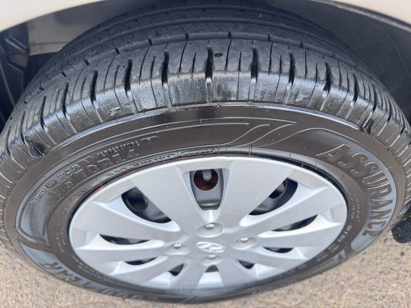 HB20 1.0 COMFORT 12V FLEX 4P MANUAL - 2017 - DOIS IRMãOS