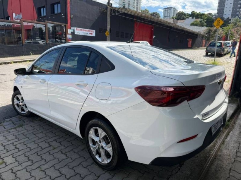 ONIX 1.0 SEDAN PLUS LT 12V FLEX 4P MANUAL - 2023 - CAXIAS DO SUL