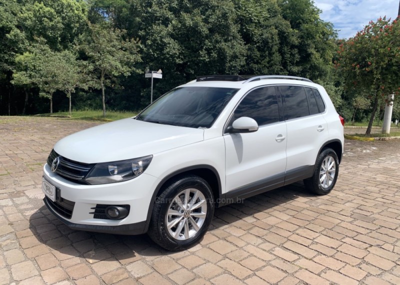 TIGUAN 2.0 TSI 16V TURBO GASOLINA 4P TIPTRONIC - 2014 - GUAPORé