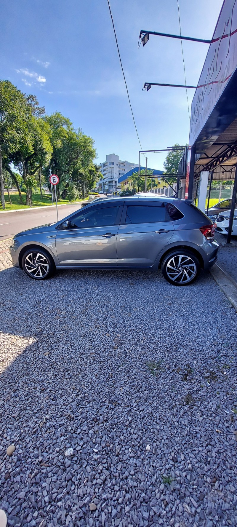 POLO 1.0	200 TSI HIGHLINE AUTOMÁTICO  - 2022 - BOM PRINCíPIO