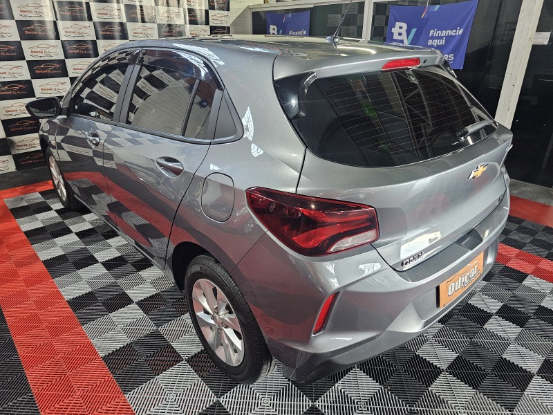 ONIX 1.0 LT 12V TURBO FLEX 4P MANUAL - 2022 - CAXIAS DO SUL