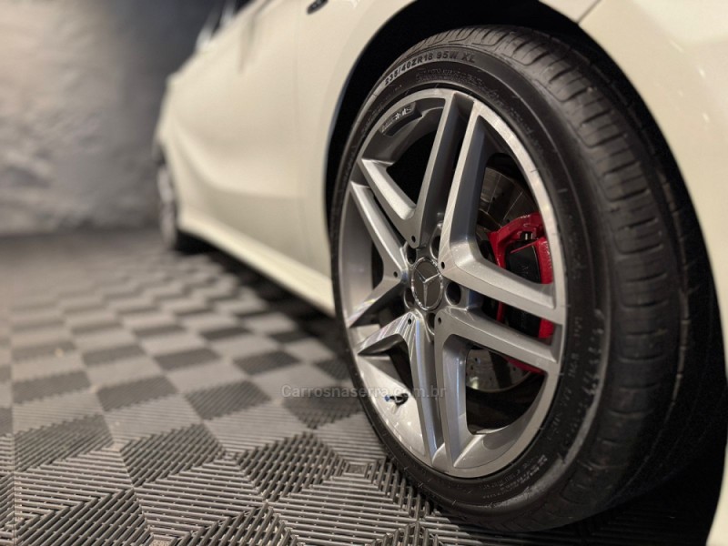 A 250 2.0 TURBO LAUNCH EDITION GASOLINA 4P AUTOMÁTICO - 2014 - FARROUPILHA