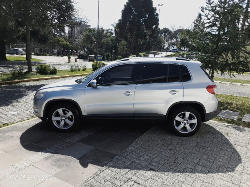 TIGUAN 2.0 TSI 16V TURBO GASOLINA 4P TIPTRONIC - 2011 - FARROUPILHA