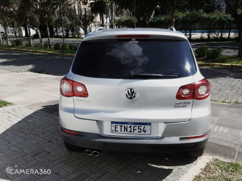 TIGUAN 2.0 TSI 16V TURBO GASOLINA 4P TIPTRONIC - 2011 - FARROUPILHA
