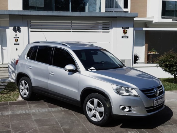 TIGUAN 2.0 TSI 16V TURBO GASOLINA 4P TIPTRONIC - 2011 - FARROUPILHA
