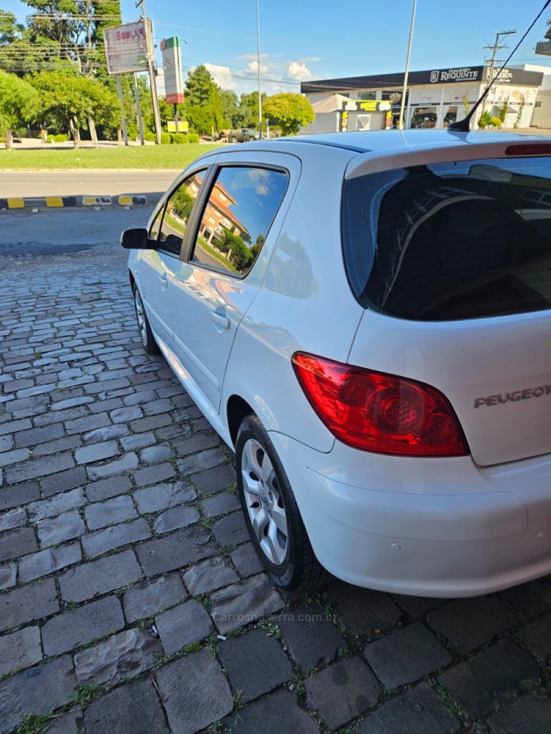 307 1.6 PRESENCE 16V FLEX 4P MANUAL - 2010 - VERANóPOLIS