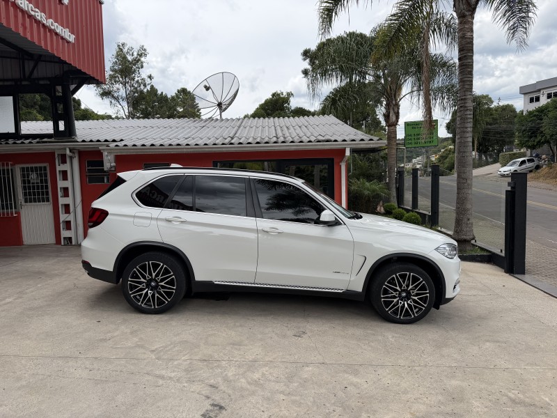 X5 3.0 4X4 30D I6 TURBO DIESEL 4P AUTOMÁTICO - 2018 - CAXIAS DO SUL
