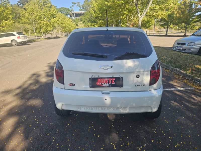 CELTA 1.0 MPFI LT 8V FLEX 4P MANUAL - 2013 - BENTO GONçALVES