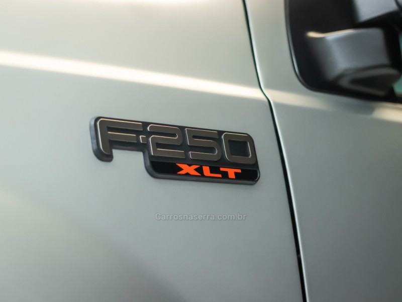 F-250 4.2 XLT 4X2 CS TURBO DIESEL 2P MANUAL - 2000 - CAXIAS DO SUL