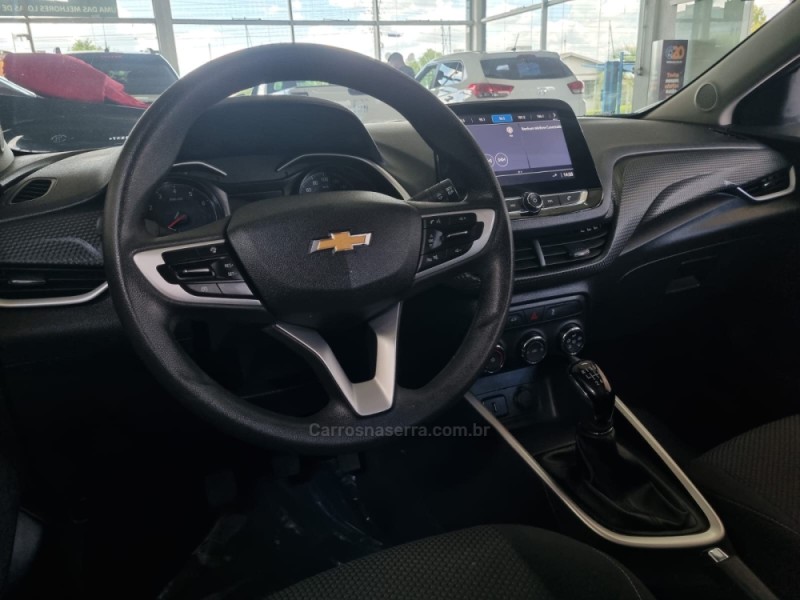 ONIX 1.0 LT 12V FLEX 4P MANUAL - 2023 - VACARIA