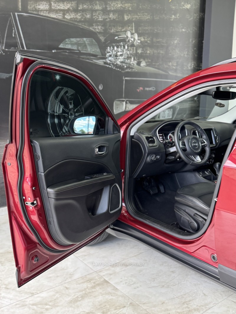 COMPASS 2.0 16V FLEX LONGITUDE AUTOMÁTICO - 2018 - CAXIAS DO SUL