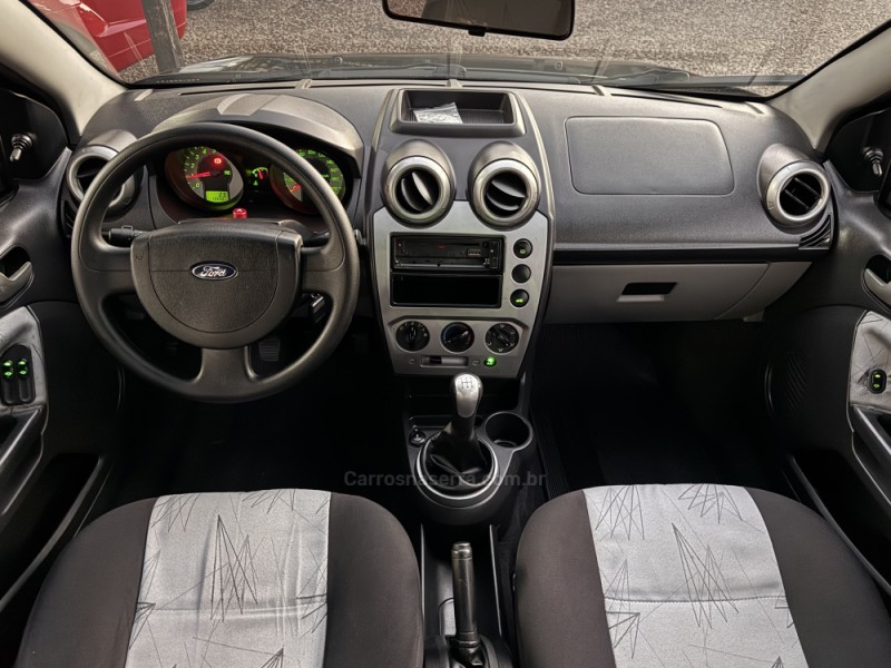 FIESTA 1.6 MPI CLASS HATCH 8V FLEX 4P MANUAL - 2009 - NOVO HAMBURGO