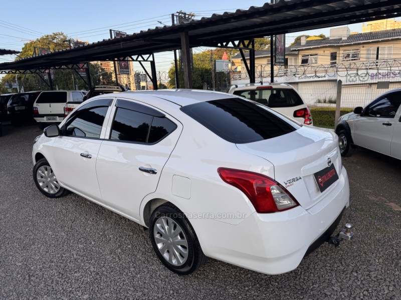VERSA 1.0 12V FLEX 4P MANUAL - 2019 - NOVO HAMBURGO