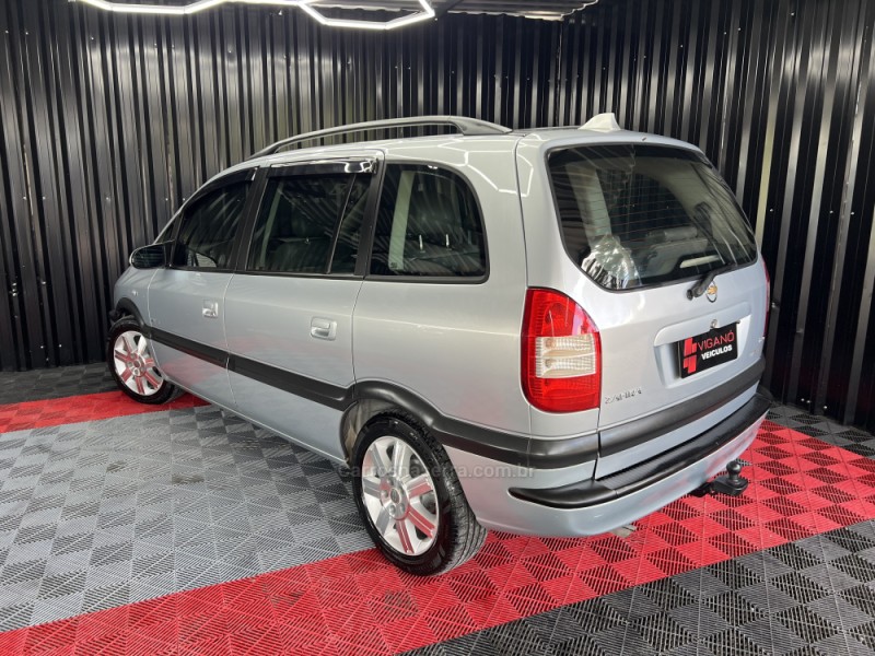 ZAFIRA 2.0 MPFI ELITE 8V FLEX 4P MANUAL - 2008 - CAXIAS DO SUL
