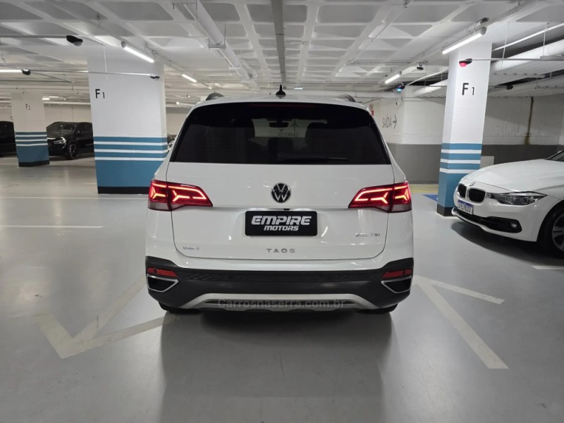 TAOS 1.4 16V COMFORTLINE TSI FLEX 4P AUTOMÁTICO - 2022 - PORTO ALEGRE
