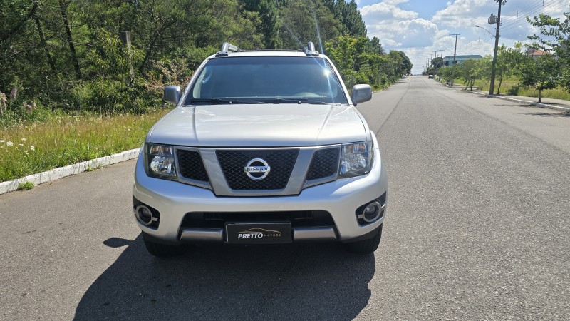 FRONTIER 2.5 LE ATTACK 4X4 CD TURBO ELETRONIC DIESEL 4P AUTOMÁTICO - 2015 - BENTO GONçALVES