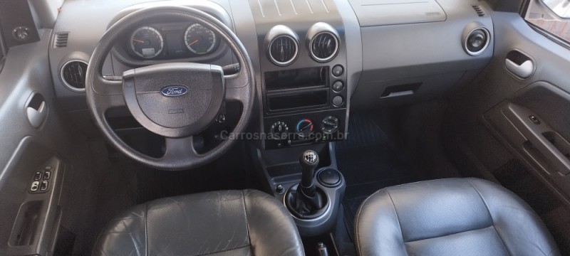 ECOSPORT 2.0 XLT 16V GASOLINA 4P MANUAL - 2004 - FARROUPILHA