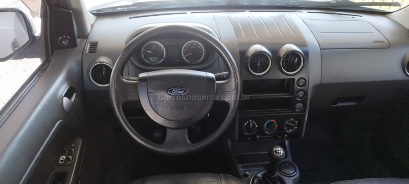 ECOSPORT 2.0 XLT 16V GASOLINA 4P MANUAL - 2004 - FARROUPILHA