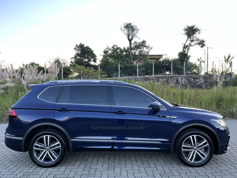TIGUAN 2.0 ALLSPACE R-LINE 300 TSI GASOLINA 4P AUTOMÁTICO - 2024 - CAXIAS DO SUL