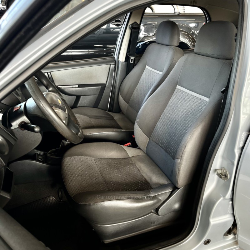 CELTA 1.0 MPFI LT 8V FLEX 4P MANUAL - 2012 - VACARIA