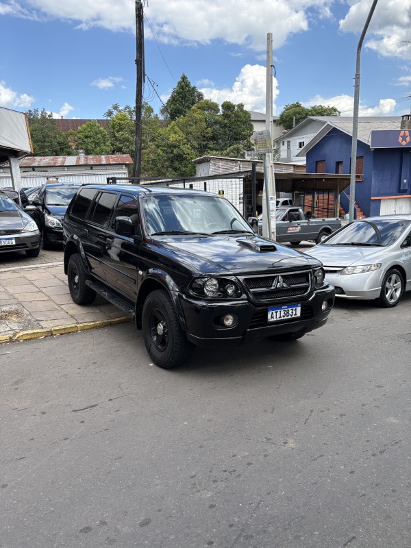 pajero sport 2.8 hpe 4x4 8v turbo intercooler diesel 4p automatico 2005 farroupilha