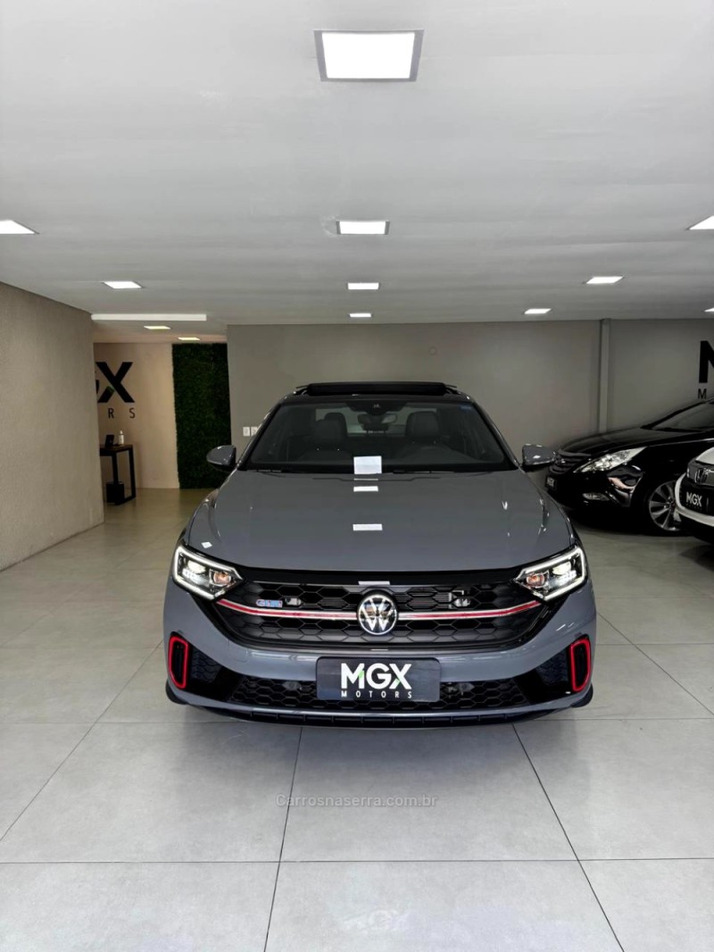 JETTA 2.0 16V TSI GLI 350 GASOLINA 4P AUTOMÁTICO - 2024 - PORTO ALEGRE