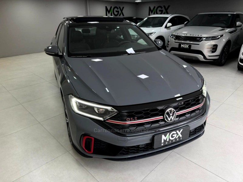 JETTA 2.0 16V TSI GLI 350 GASOLINA 4P AUTOMÁTICO - 2024 - PORTO ALEGRE