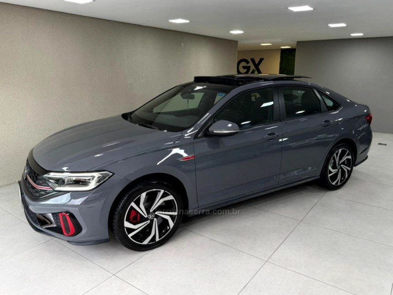 JETTA 2.0 16V TSI GLI 350 GASOLINA 4P AUTOMÁTICO - 2024 - PORTO ALEGRE