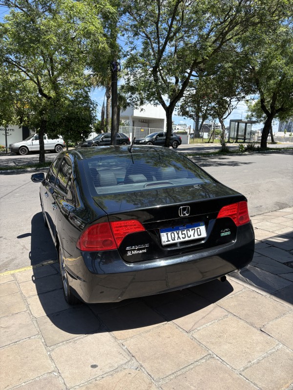 CIVIC 1.8 LXL 16V FLEX 4P AUTOMÁTICO - 2010 - FARROUPILHA