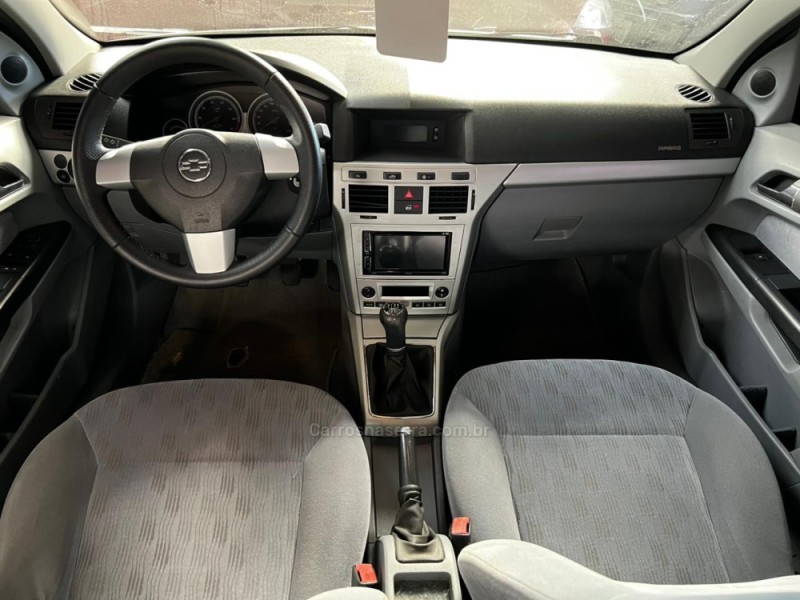 VECTRA 2.0 MPFI ELEGANCE 8V FLEX 4P MANUAL - 2007 - GARIBALDI