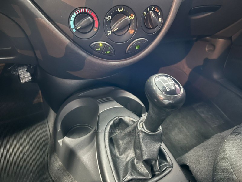 FOCUS 1.6 GL 8V GASOLINA 4P MANUAL - 2008 - CAXIAS DO SUL