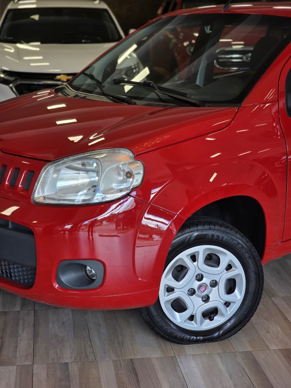UNO 1.0 EVO VIVACE 8V FLEX 4P MANUAL - 2012 - CAXIAS DO SUL